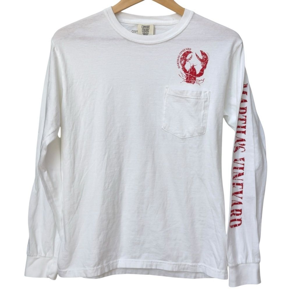 Comfort Colors Martha’s Vineyard Long Sleeve Red & White Lobster Tee. Small.